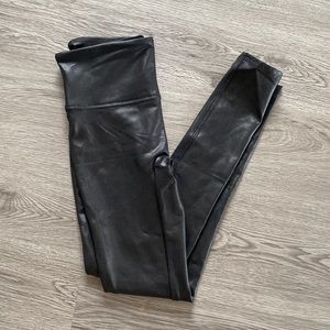 Spanx Faux Black Leather Leggings Size Petite Small